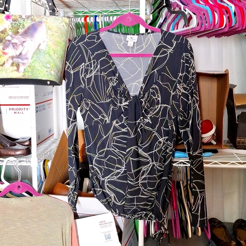 WORTHINGTON BLACK V-NECK BLOUSE SIZE MEDIUM